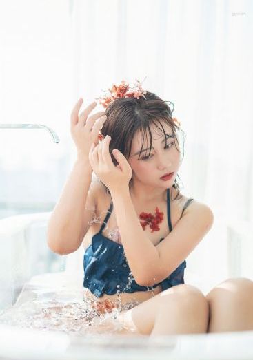 紧身包臀裙做爰视频_剧情片免费观看超清