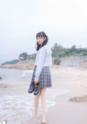 全透明内衣走秀_成人直接看
