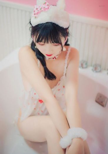 Caas美女撒尿SaaPj_国产剧免费播放