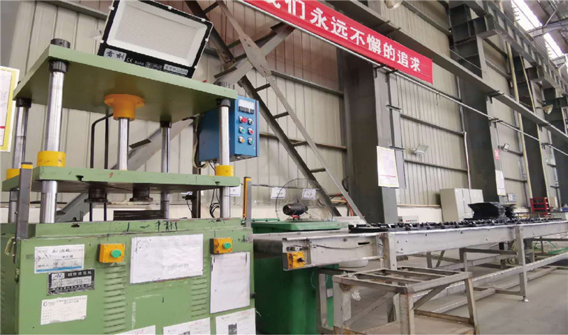 橡塑制品及扣件組裝生產(chǎn)線2